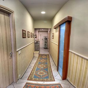 B&B 248
